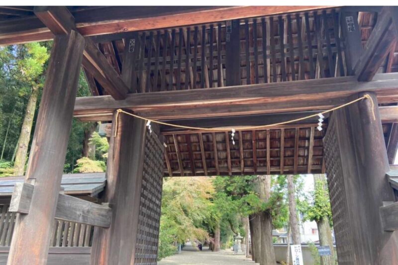 猿投神社、猿投山への登山開始