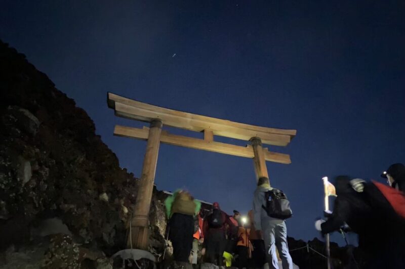 富士登山　ご来校 富士山 ヘッドライト 初心者 持ち物