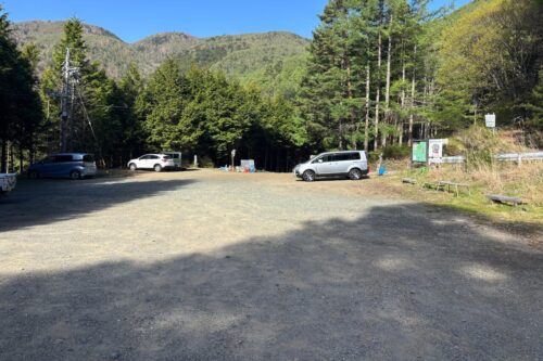 入笠山　沢入登山口　駐車場