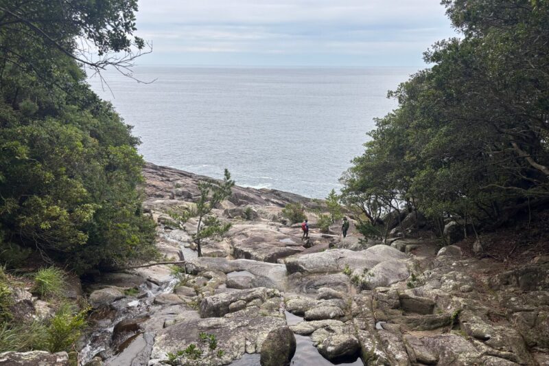 オハイ　大配　岩場　海