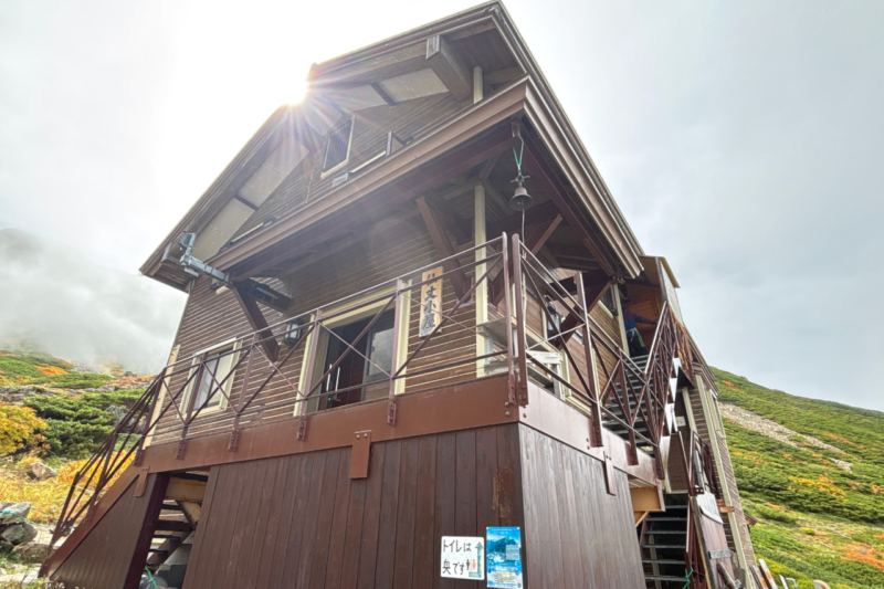 仙丈小屋の外観
